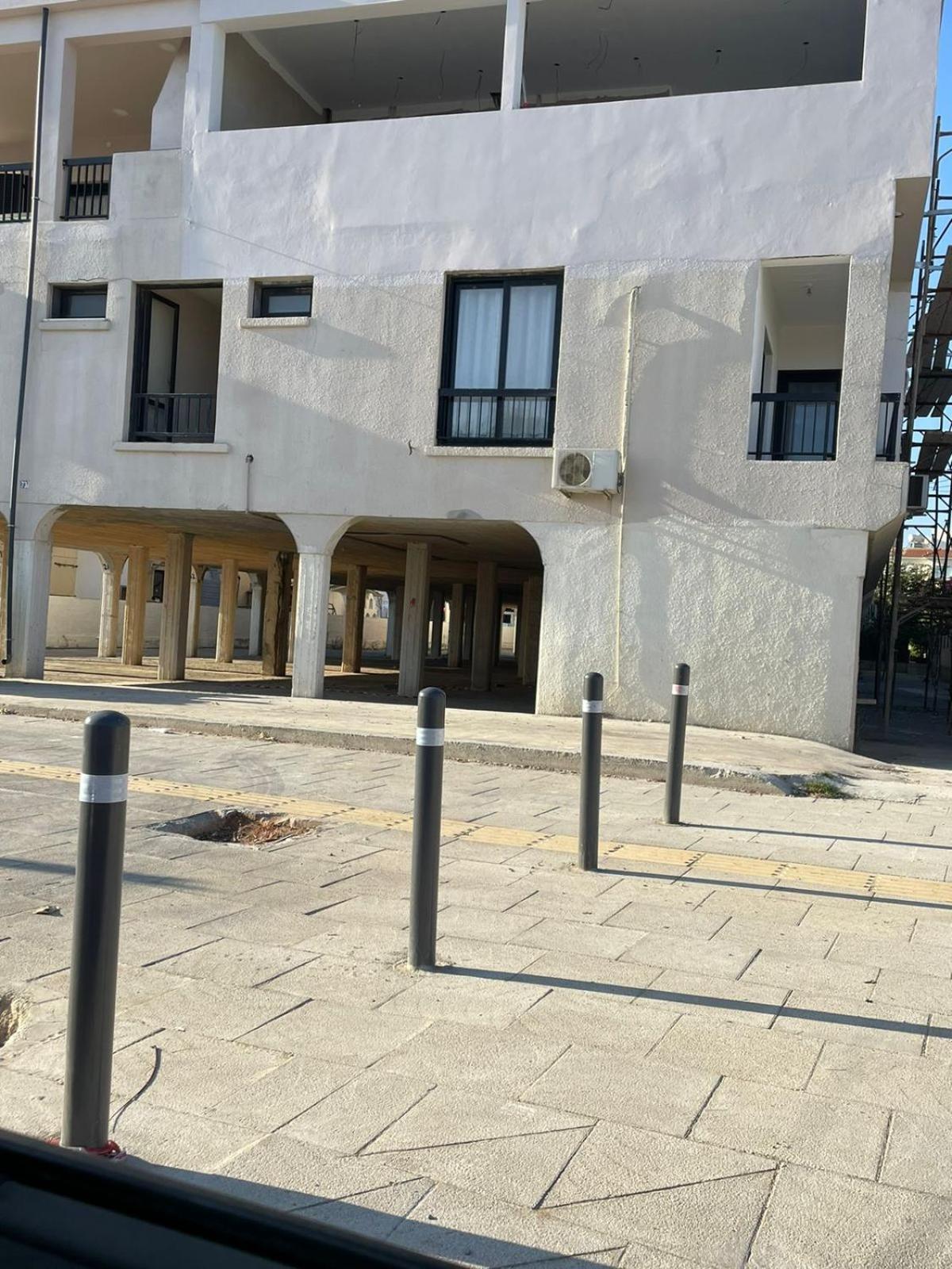 פרוטאראס Mad Beach מראה חיצוני תמונה
